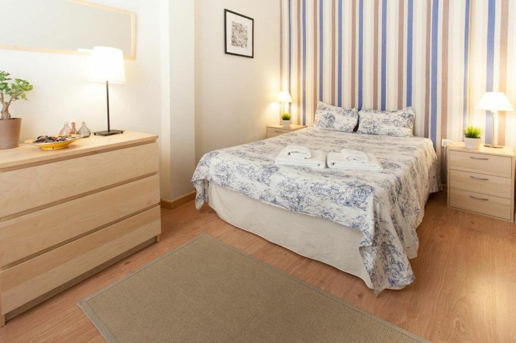 Appartement Plaza De Santa Cruz à Séville Extérieur photo
