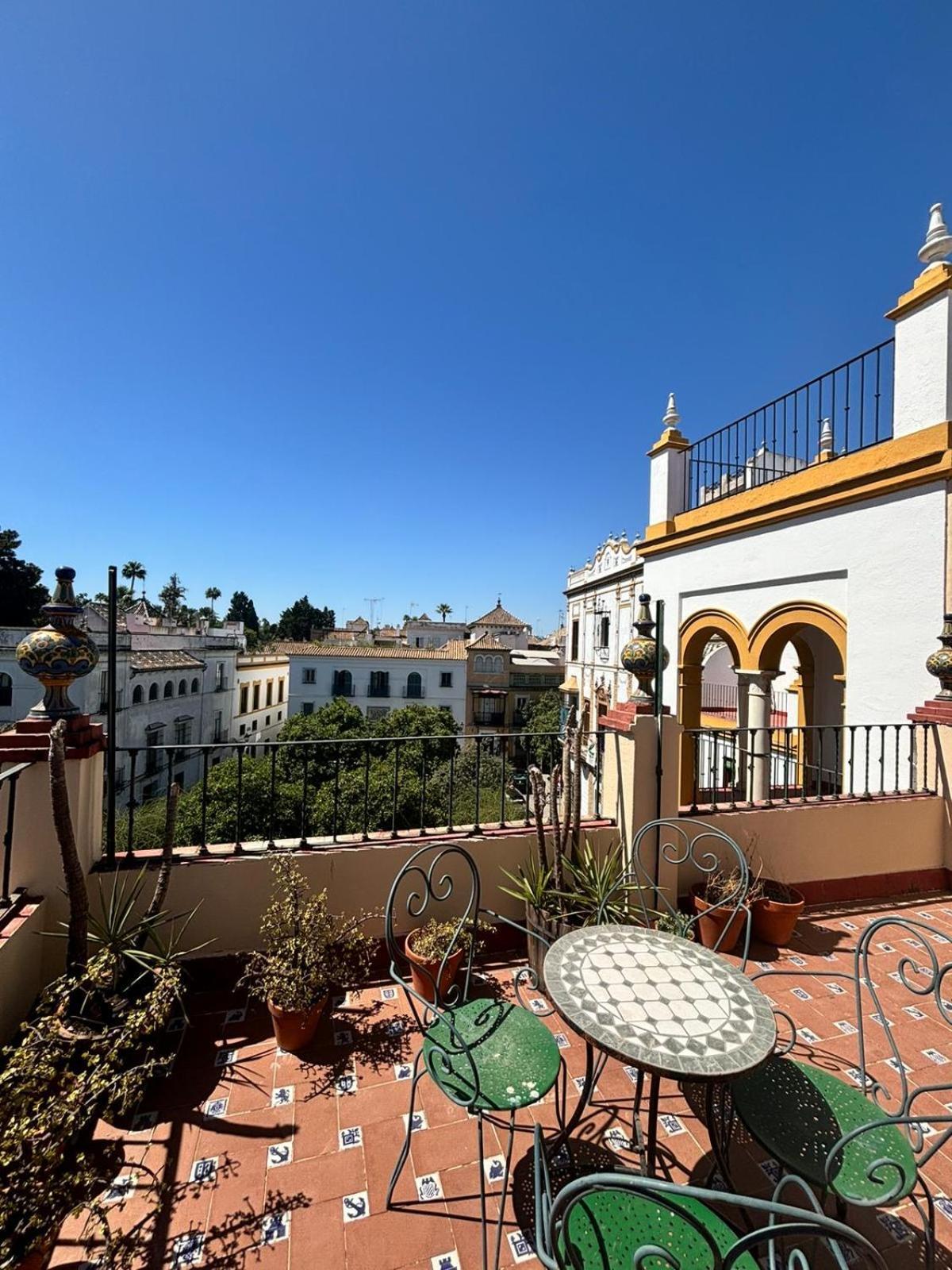 Appartement Plaza De Santa Cruz à Séville Extérieur photo