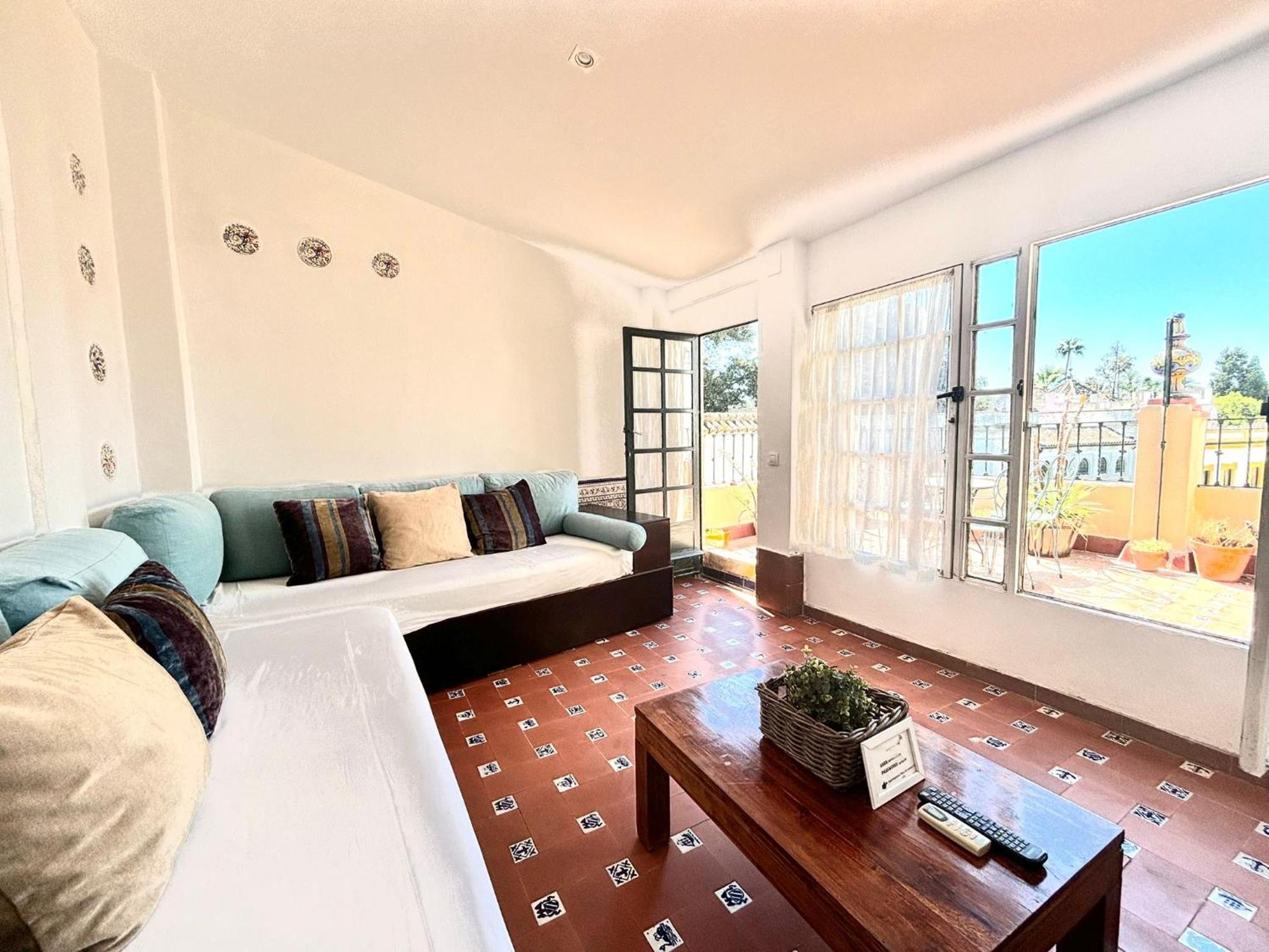 Appartement Plaza De Santa Cruz à Séville Extérieur photo